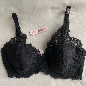 Victoria’s Secret lace bra